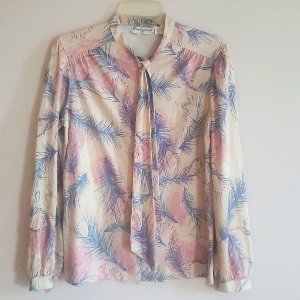Vintage long sleeved top